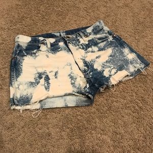 Wrangler mid-rise bleached distressed cutoffs